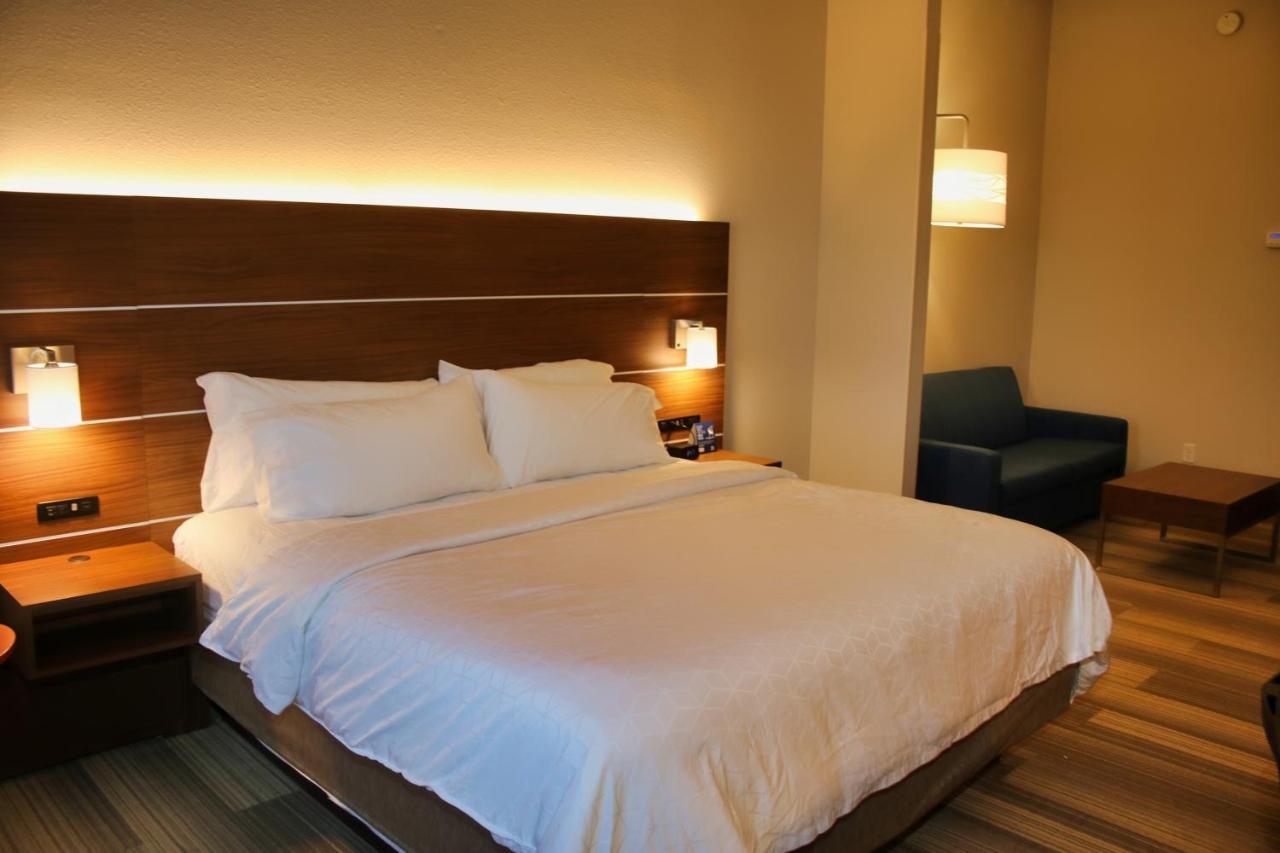 Holiday Inn Express By Ihg Douglas Eksteriør bilde