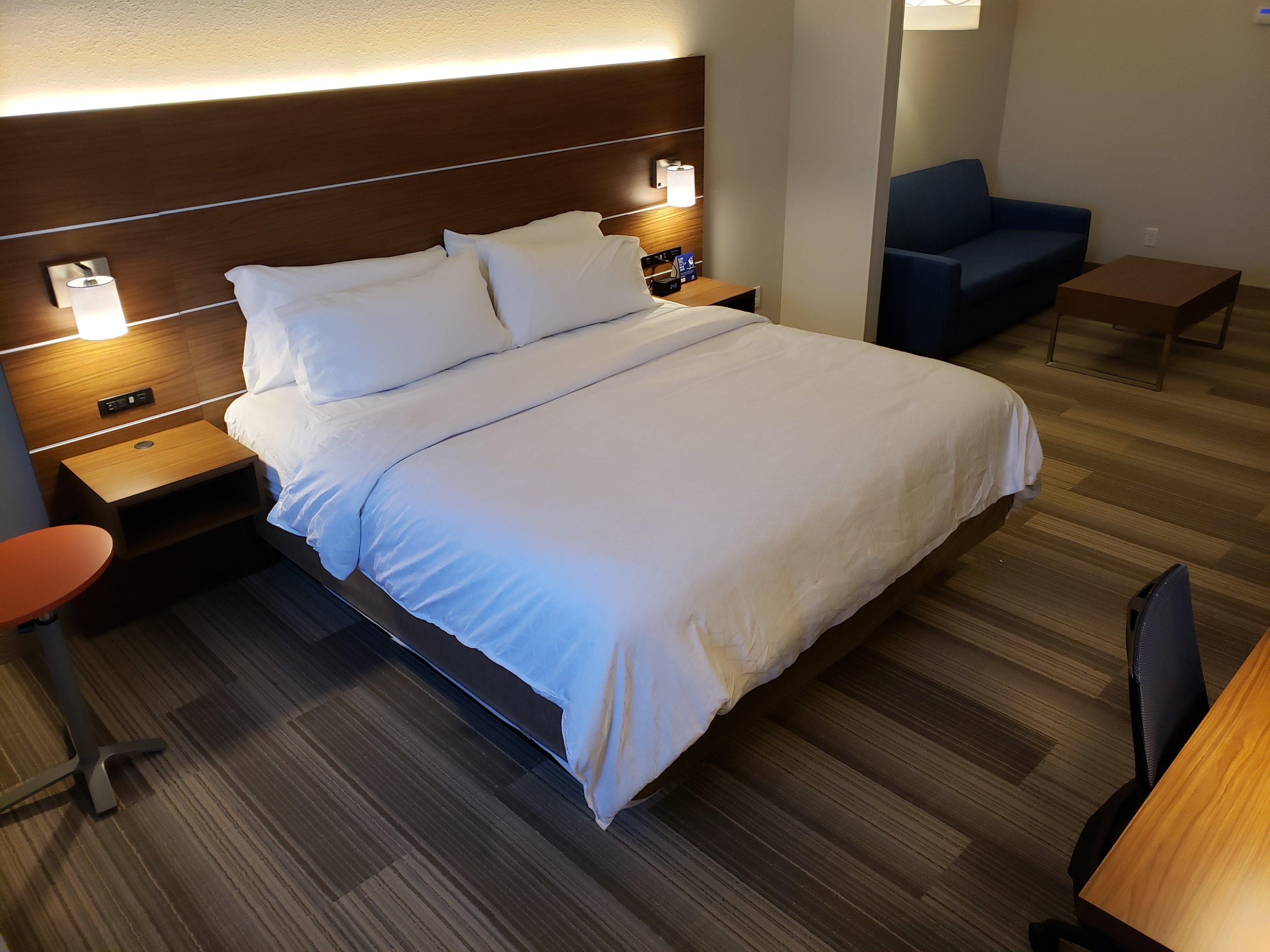 Holiday Inn Express By Ihg Douglas Eksteriør bilde