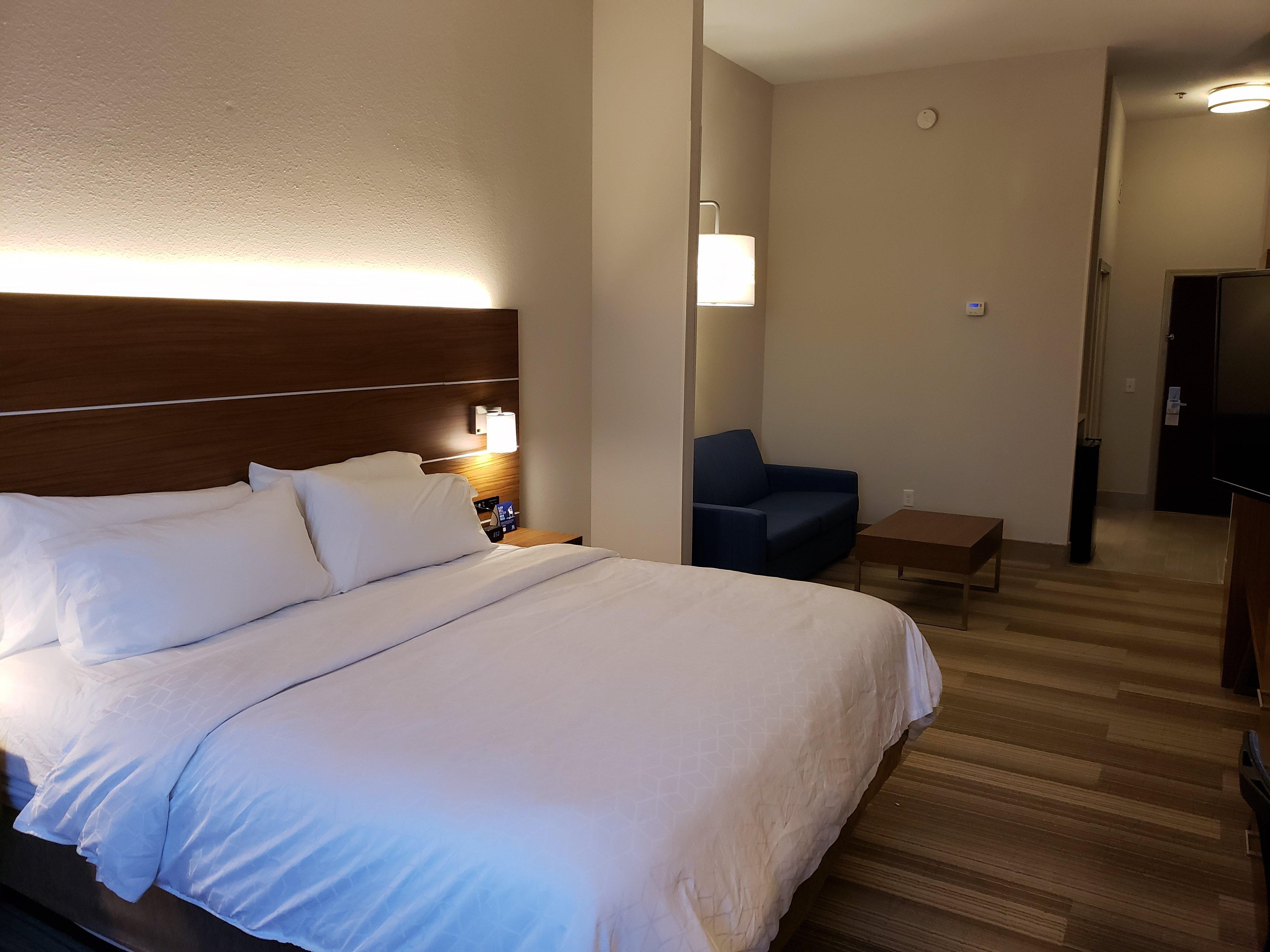Holiday Inn Express By Ihg Douglas Eksteriør bilde