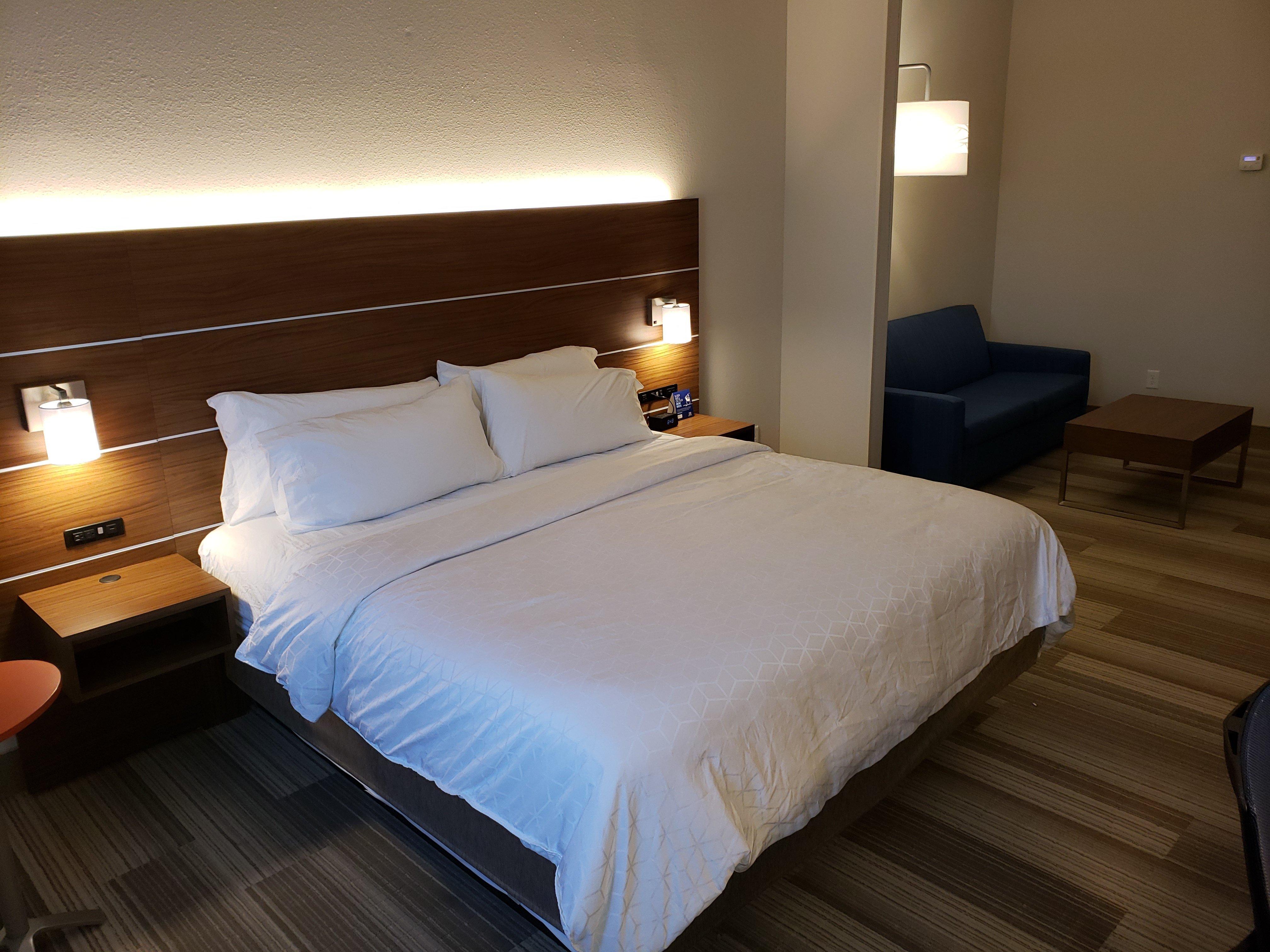 Holiday Inn Express By Ihg Douglas Eksteriør bilde