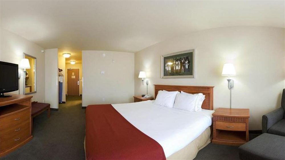 Holiday Inn Express By Ihg Douglas Eksteriør bilde